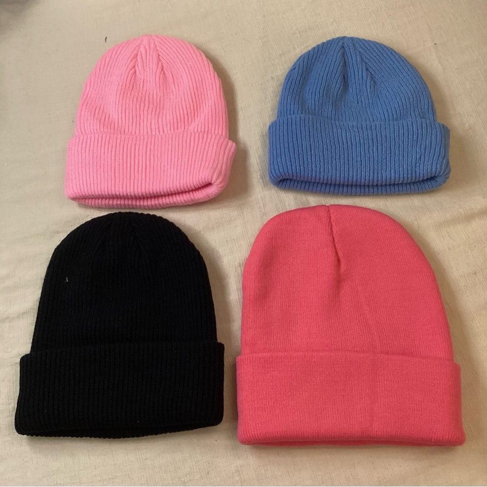 Sanrio Beanie Hats - Light Pink, Blue, Black, Rose pink - Picture 3 of 6